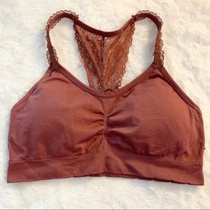 Laura Ashley Mauve Pink Lace Racerback Bralette Size Medium Wireless Comfort